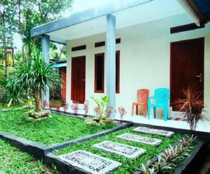 Tangkoko Macaca Hotel Rinondoran Екстериор снимка