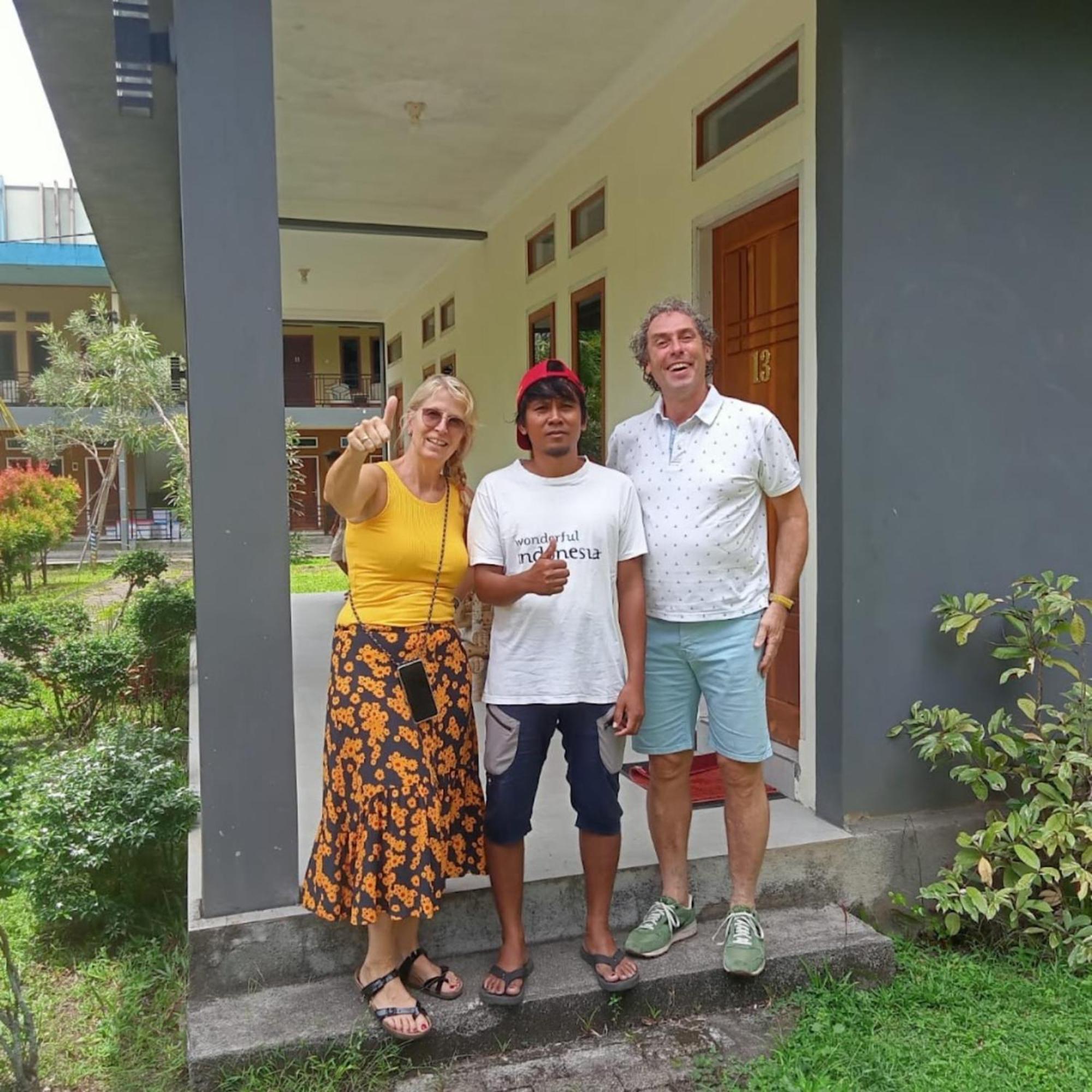 Tangkoko Macaca Hotel Rinondoran Екстериор снимка